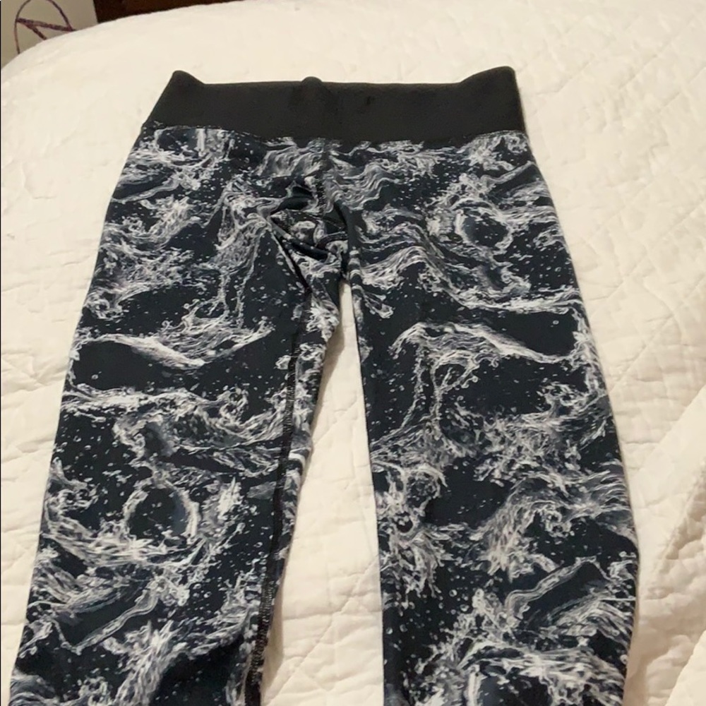 yoga pants